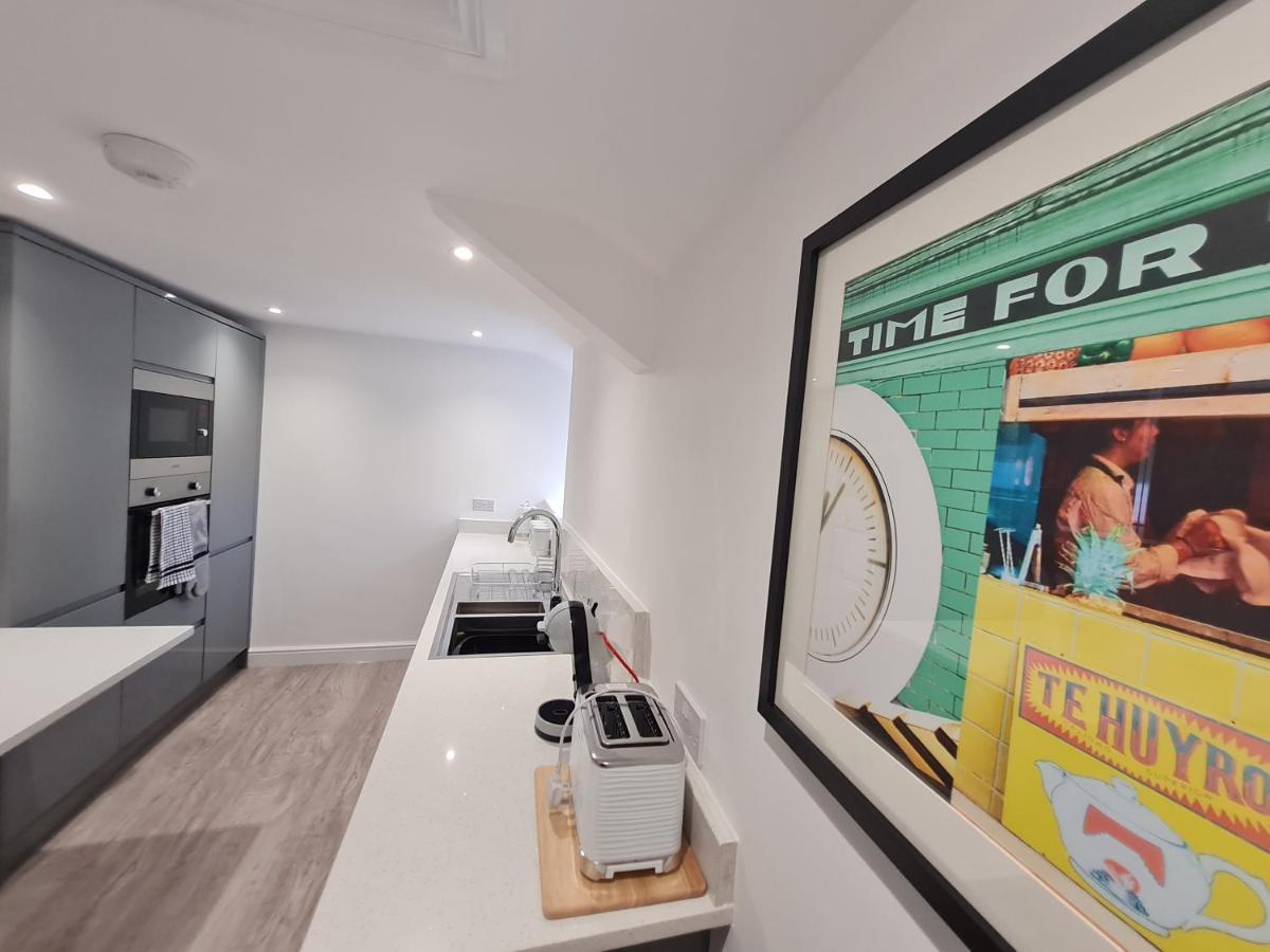 Perfect Location 3 Bed Serviced Apartment With Bike Storage For Bpw. Close To Brecon Beacons Merthyr Tydfil Exterior photo